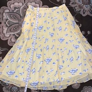 Chaps Beautiful Yellow Floral Skirt Sz. XL